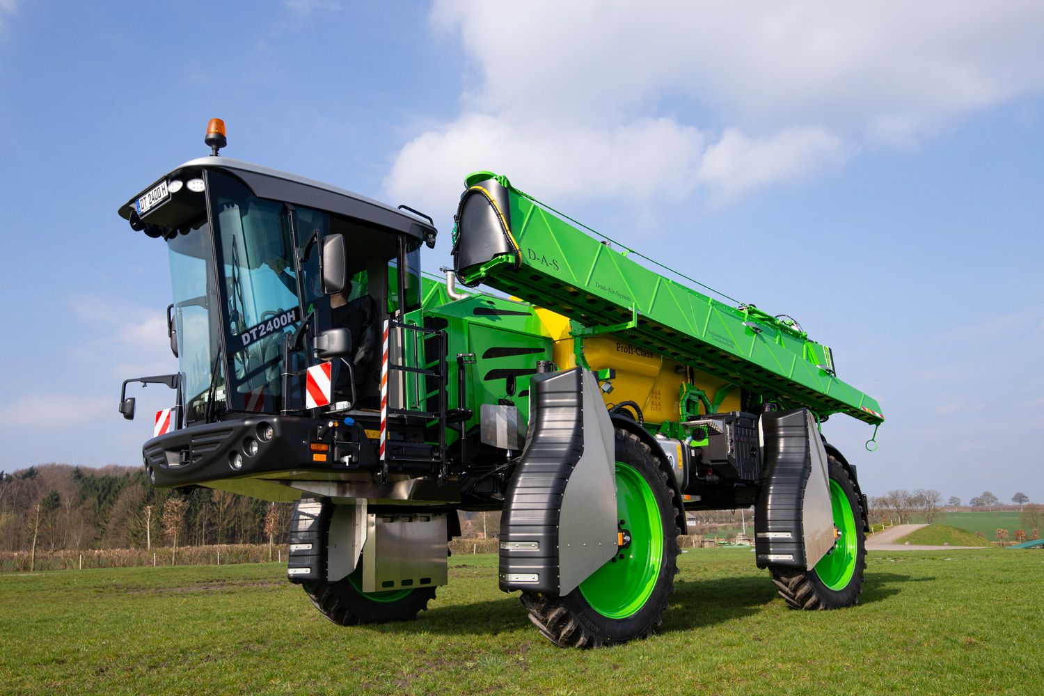 dammann-technik-produkte-dammann-trac-highlander-schraeg-links-vorne-1_resized_9tCj690-nf