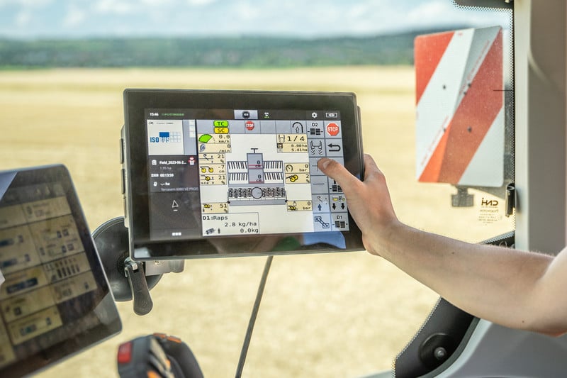 TERRASEM_Profiline_NewHolland_3251-1